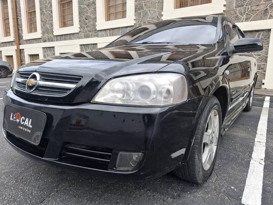 CHEVROLET ASTRA 2.0 MPFI ADVANTAGE 8V FLEX 4P MANUAL CHEVROLET ASTRA 2.0 MPFI ADVANTAGE 8V FLEX 4P MANUAL
